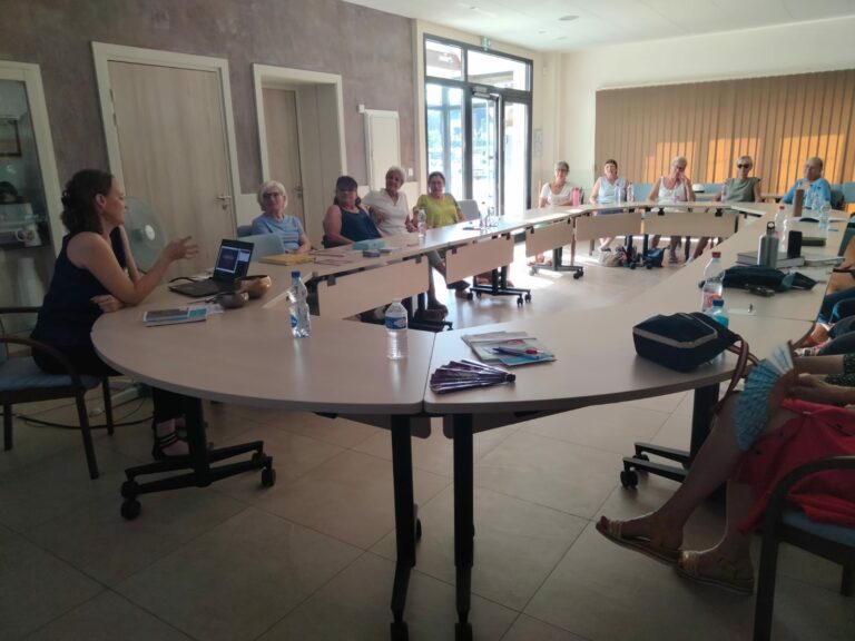 Conférence sur le Yoga & l'Ayurveda Conférence sur le Yoga & l'Ayurveda