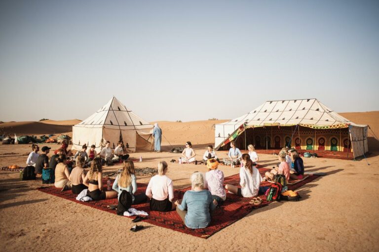 Yoga et méditation désert