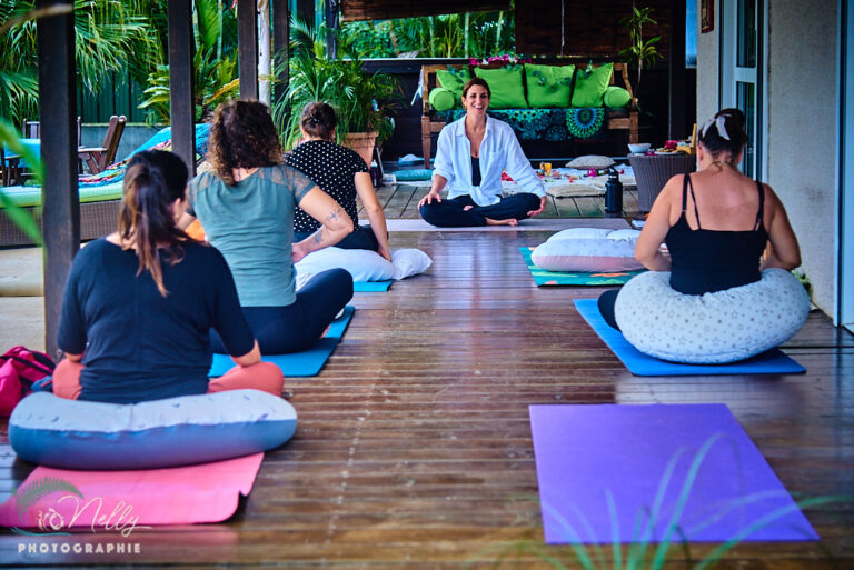 058 Cocooning Mama 768x513